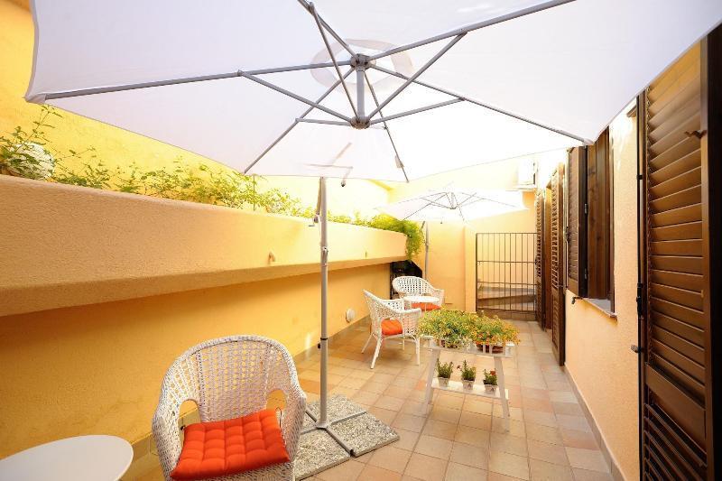 B&B Le Sorelle San Leone Exterior photo